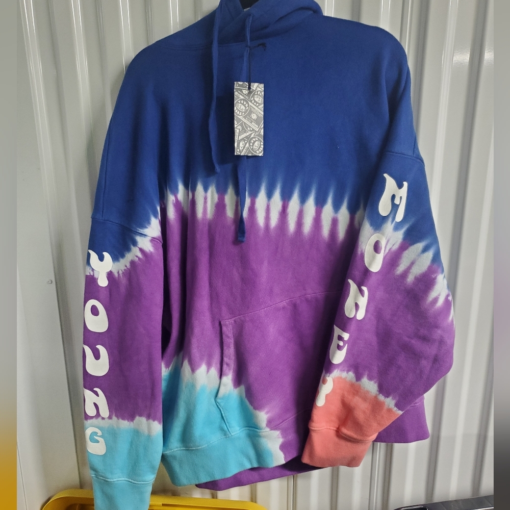 AMERICAN EAGLE/YOUNG MONEY COLLAB